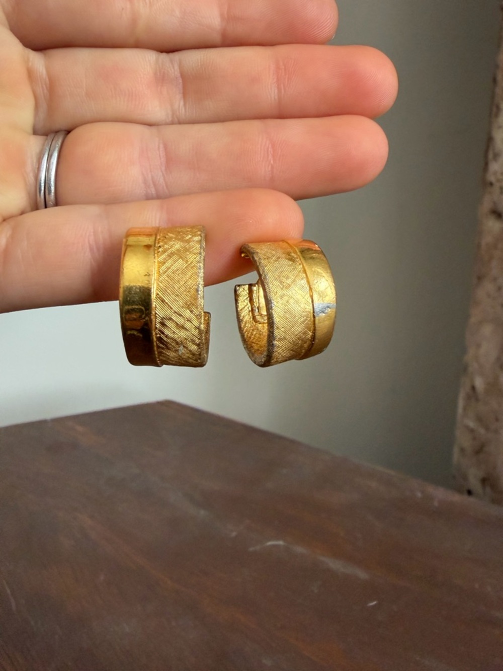 Vintage Gold Tone Hoop Clip-on earrings